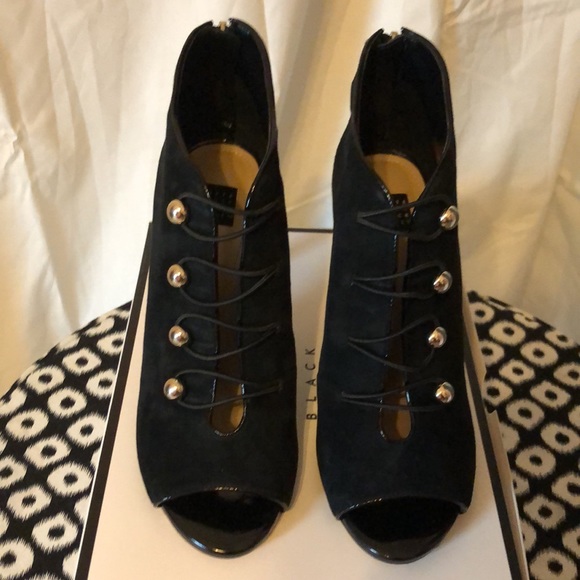 White House Black Market Peyton Military Shootie - Picture 5 of 7